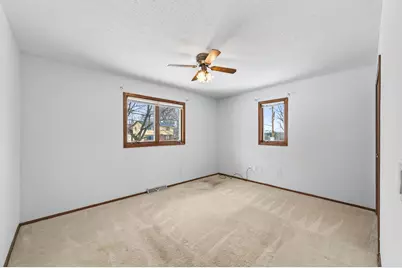 346 McKnight Road S, Maplewood, MN 55119 - Photo 23