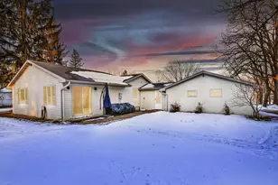 303 24th St NW, Austin, MN 55912 - Photo 3