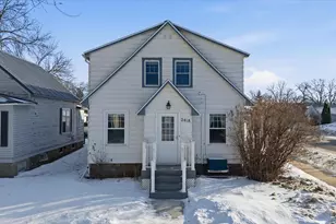 2418 4th Ave E, Hibbing, MN 55746 - Photo 39