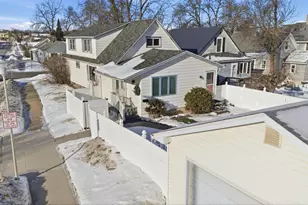 2418 4th Ave E, Hibbing, MN 55746 - Photo 43