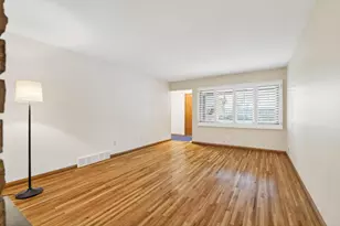 5224 W 70th St, Edina, MN 55439 - Photo 5