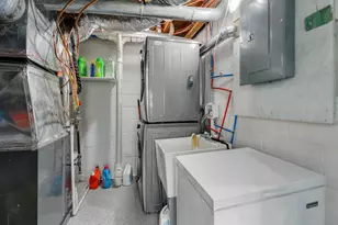 10727 Braewood Cir, Bloomington, MN 55437 - Photo 55