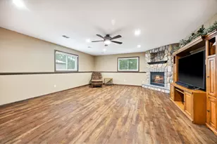 316 Lake Ave N, Silver Lake, MN 55381 - Photo 5