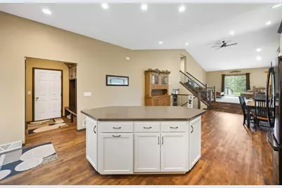 316 Lake Avenue N, Silver Lake, MN 55381 - Photo 11