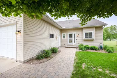 316 Lake Avenue N, Silver Lake, MN 55381 - Photo 7