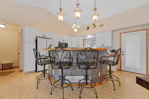 782 Churchill Dr SE, Owatonna, MN 55060 - Photo 13