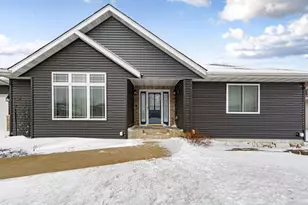 782 Churchill Dr SE, Owatonna, MN 55060 - Photo 3