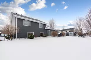 782 Churchill Dr SE, Owatonna, MN 55060 - Photo 5