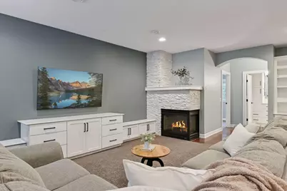 1646 Isabella Parkway, Chaska, MN 55318 - Photo 33