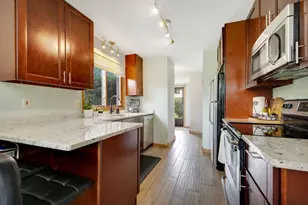 8775 Maplebrook Pkwy N, Brooklyn Park, MN 55445 - Photo 19