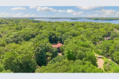 20895 Spencer Lane, Shorewood, MN 55331 - Photo 5