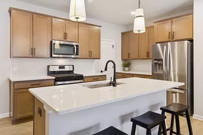 14548 Twin Lakes Circle, Burnsville, MN 55306 - Photo 9