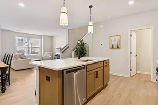 14548 Twin Lakes Cir, Burnsville, MN 55306 - Photo 11