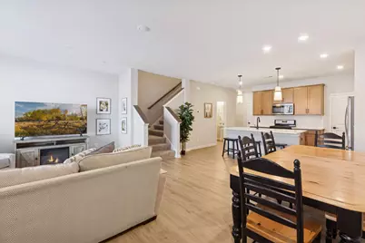 14548 Twin Lakes Circle, Burnsville, MN 55306 - Photo 3