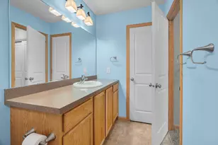 6422 Lakota Tr, Circle Pines, MN 55014 - Photo 33