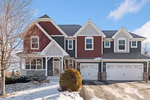 9785 Emerson Ct, Eden Prairie, MN 55347 - Photo 3