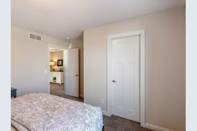 9785 Emerson Court, Eden Prairie, MN 55347 - Photo 33