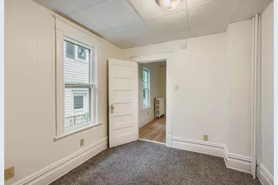 595 Hawthorne Avenue E, Saint Paul, MN 55130 - Photo 9