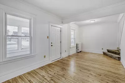 595 Hawthorne Avenue E, Saint Paul, MN 55130 - Photo 3