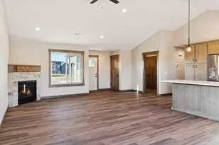 466 Coyote Way, New Richmond, WI 54017 - Photo 13