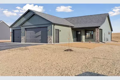 466 Coyote Way, New Richmond, WI 54017 - Photo 1