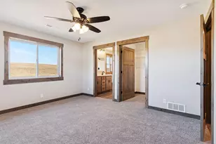 466 Coyote Way, New Richmond, WI 54017 - Photo 21