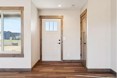 466 Coyote Way, New Richmond, WI 54017 - Photo 17