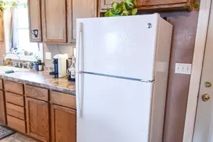 1009 Dewey Ave N, Thief River Falls, MN 56701 - Photo 9