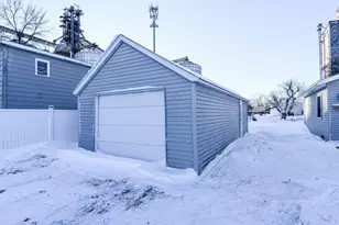 1009 Dewey Ave N, Thief River Falls, MN 56701 - Photo 29