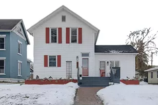 224 2nd St E, Wabasha, MN 55981 - Photo 1