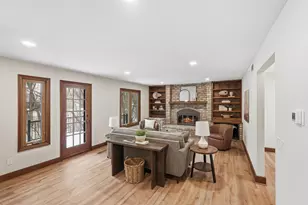 12011 Golden Acre Dr, Minnetonka, MN 55305 - Photo 15