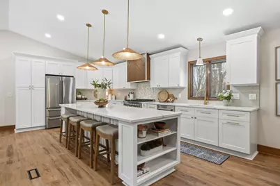 12011 Golden Acre Drive, Minnetonka, MN 55305 - Photo 9