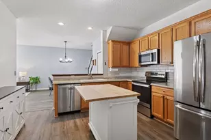 11708 85th Pl N, Maple Grove, MN 55369 - Photo 15