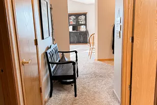 686 W River Dr, New London, MN 56273 - Photo 23