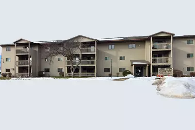 1828 Perlich Avenue #2G, Red Wing, MN 55066 - Photo 1