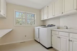 425 Ferndale Road N, Wayzata, MN 55391 - Photo 37