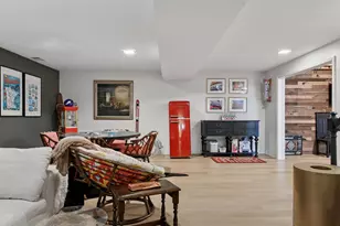 425 Ferndale Road N, Wayzata, MN 55391 - Photo 59