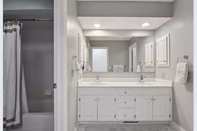 425 Ferndale Road N, Wayzata, MN 55391 - Photo 51