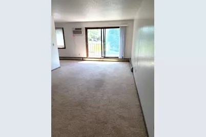 415 S Wasson Lane #202, River Falls, WI 54022 - Photo 5