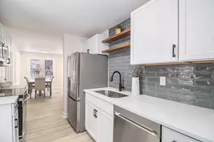 1025 Mahtomedi Ave, Mahtomedi, MN 55115 - Photo 9