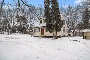 1025 Mahtomedi Ave, Mahtomedi, MN 55115 - Photo 23