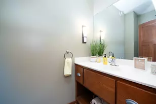 610 E Rolling Hills Dr, Le Center, MN 56057 - Photo 19