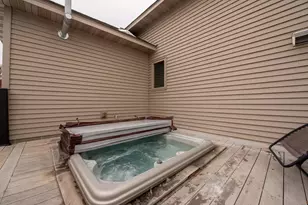 610 E Rolling Hills Dr, Le Center, MN 56057 - Photo 29