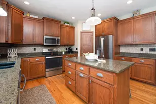 610 E Rolling Hills Dr, Le Center, MN 56057 - Photo 11