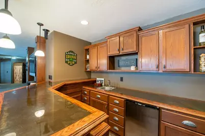 610 E Rolling Hills Drive, Le Center, MN 56057 - Photo 21