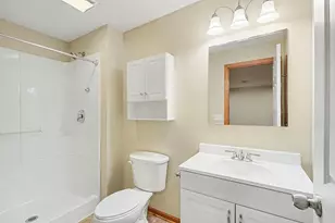 11169 Walnut Ln, Woodbury, MN 55129 - Photo 21