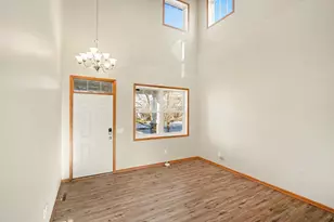 11169 Walnut Ln, Woodbury, MN 55129 - Photo 5