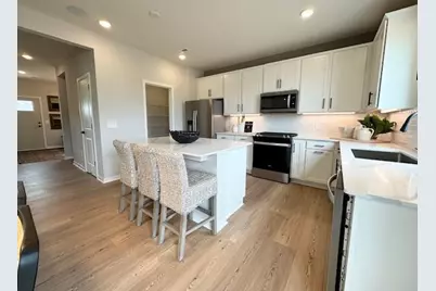 4947 Airlake Drive, Woodbury, MN 55129 - Photo 3