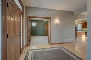 11828 44th St Ln N, Lake Elmo, MN 55042 - Photo 9