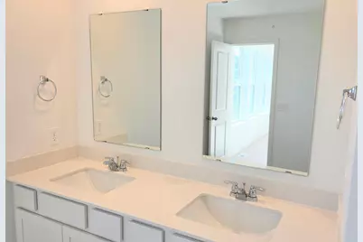 4747 Airlake Drive, Woodbury, MN 55129 - Photo 9